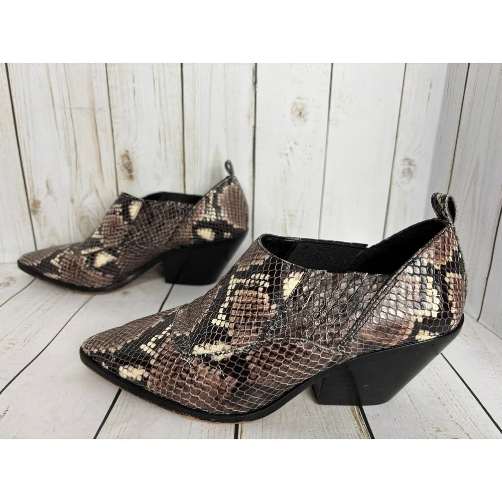 Vince Camuto Snake Print‎ Western Booties Block Heel Pointed Toe Ankle Boots 7M